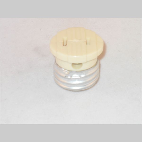 Kirks Lane-31801 - screw in outlet standard base polarized